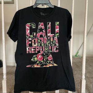 2/$20 Black California Republic T-shirt